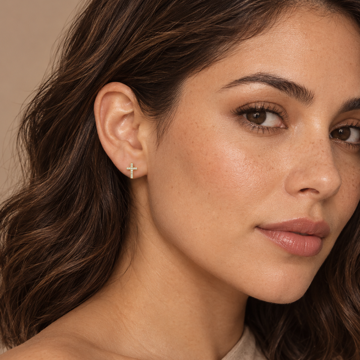 Cross Moment Stud Earrings
