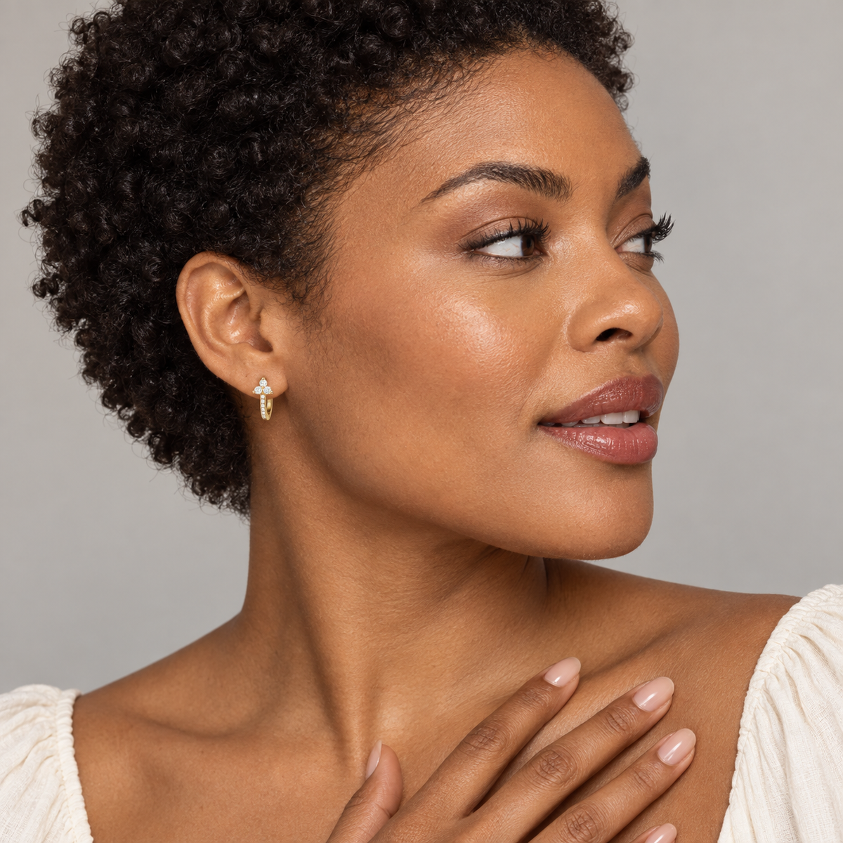 Facet Line Huggie Earrings