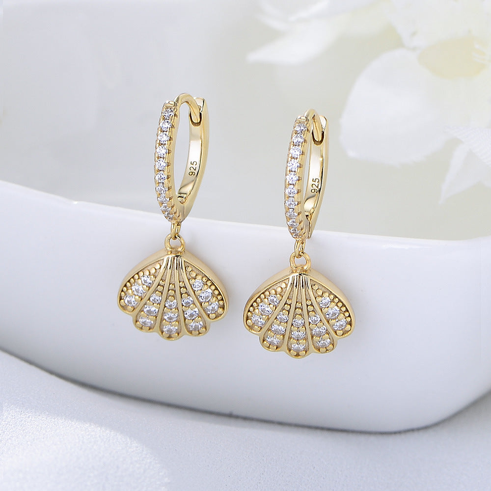 Fan-shaped cubic zirconia earrings in silver-tone 01