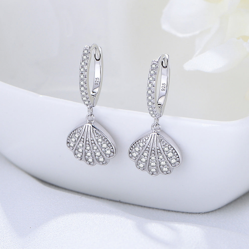 Fan-shaped cubic zirconia earrings in silver-tone 02